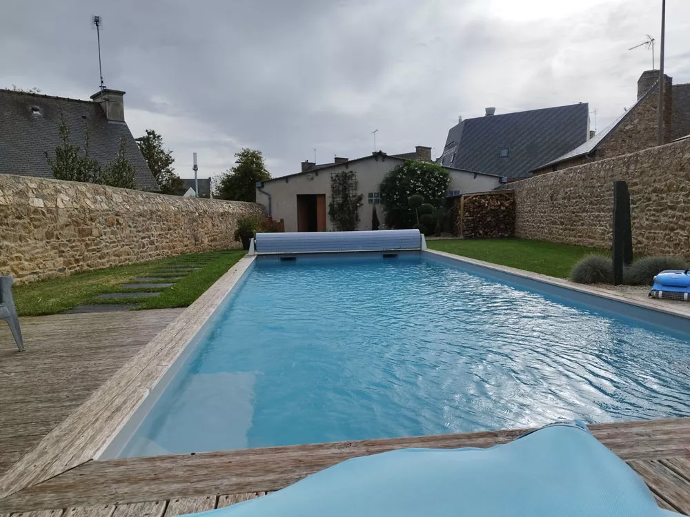 Piscine extérieure 10,00 m x 4,00m – Hillion (22)