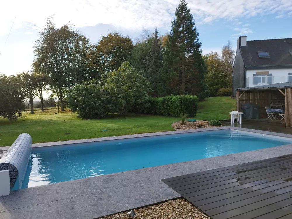 Piscine extérieure 10,00 m x 4,00m – Quessoy (22)