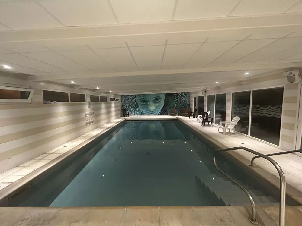 Rénovation d’une piscine intérieure à usage professionnel  Brit Hôtel – Langueux (22)