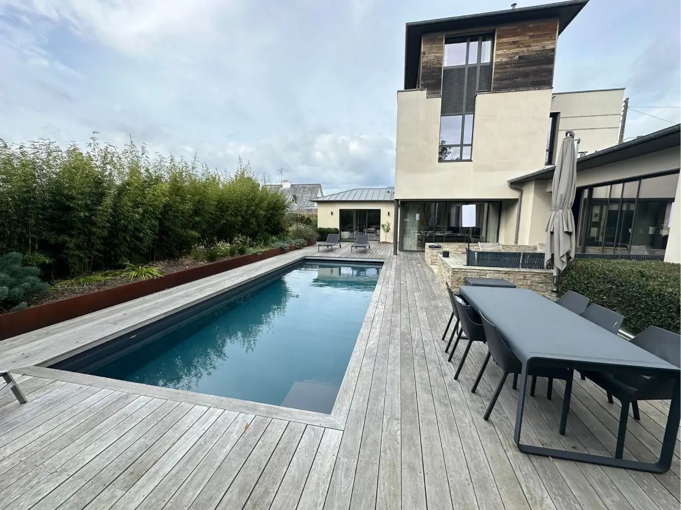 Piscine extérieure 9,00 m x 3,50 m – Dinard (35)